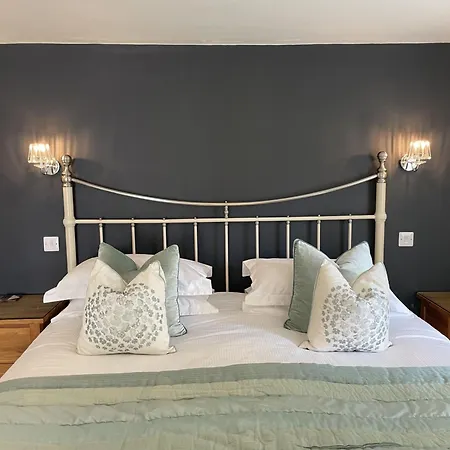 Bridge Mews קזיק